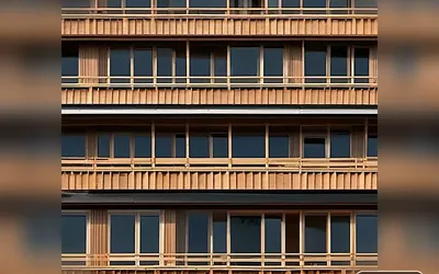 Hip roof construction